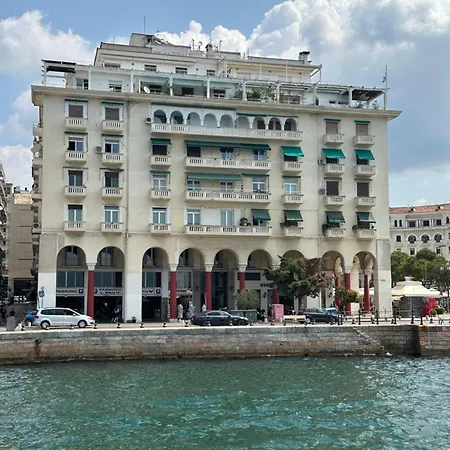 Aristoteluos By The Sea 아파트